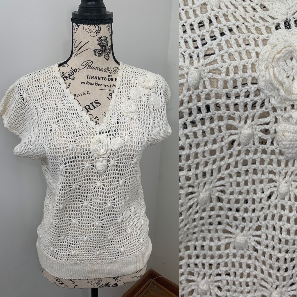 70’s Women’s Knit White Sweater